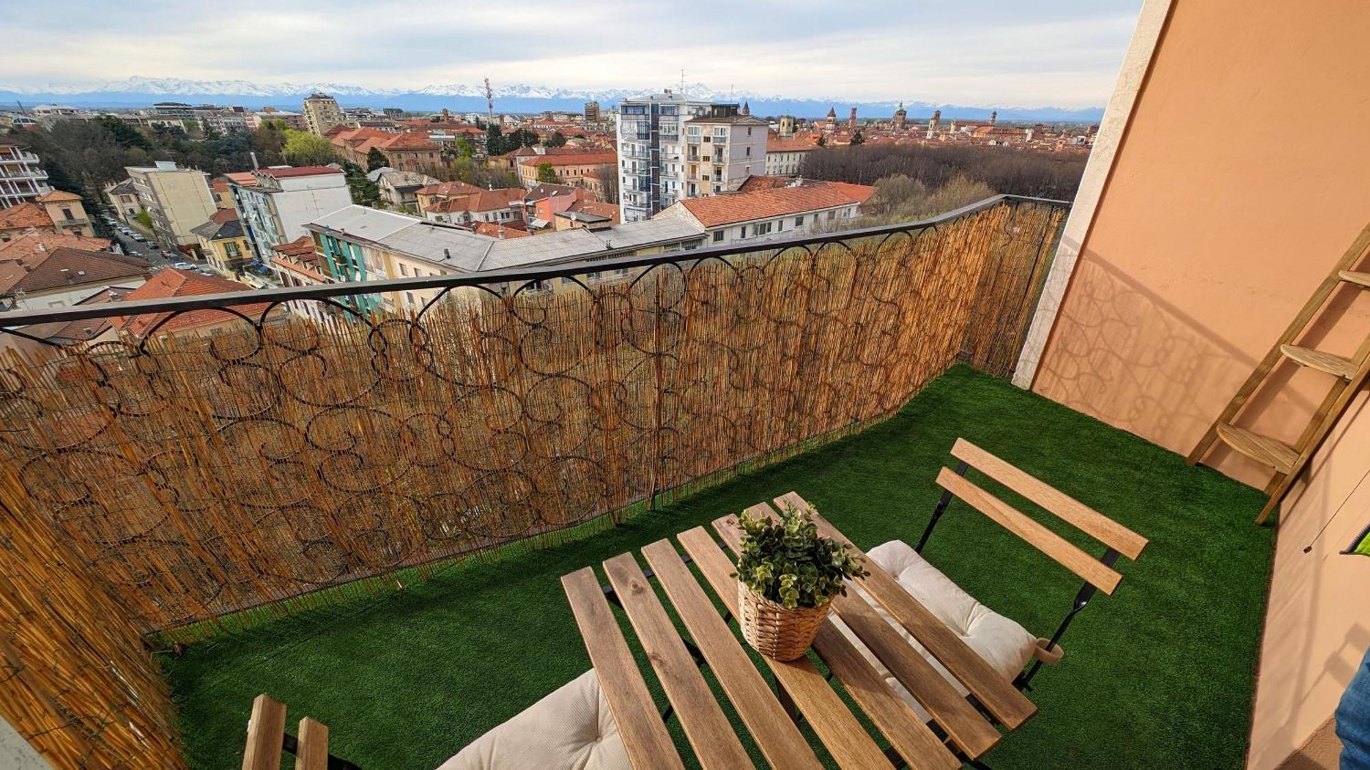 La Terrazza Del Re Διαμέρισμα Βερτσέλλι Εξωτερικό φωτογραφία
